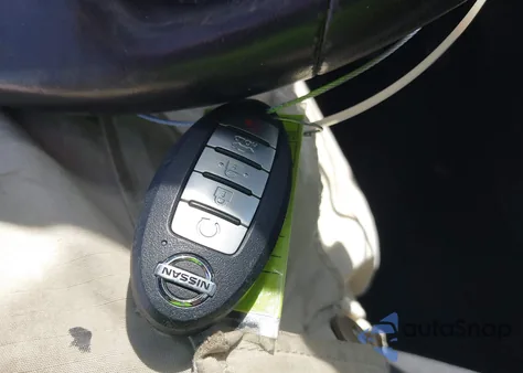 2021 Nissan Sentra Sv Xtronic Cvt z USA, uszkodzony, nr VIN 3N1AB8CV5MY266567